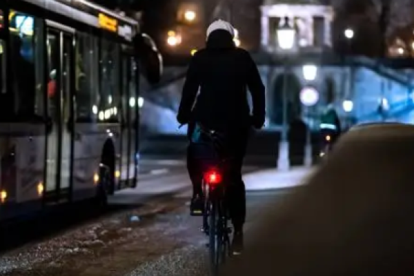 Cycliste de nuit