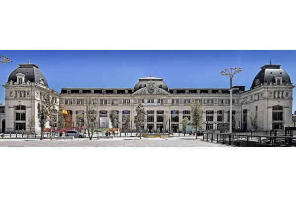 Façade de la gare Matabiau