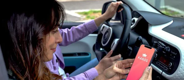 personne covoiturant avec l'application Karos