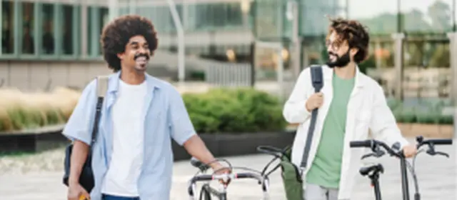 Vélotafeurs se rendant au travail