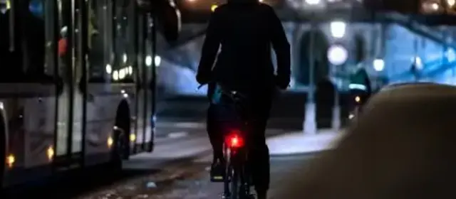 Cycliste de nuit